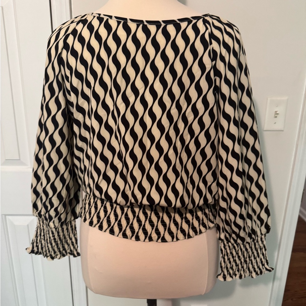 Black and Cream Women's Top